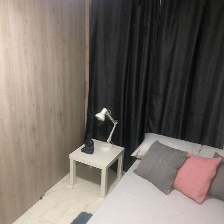 Habitacion Privada Hostel 790 เมเดยิน ภายนอก รูปภาพ