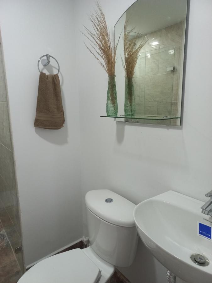 Habitacion Privada Hostel 790 เมเดยิน ภายนอก รูปภาพ